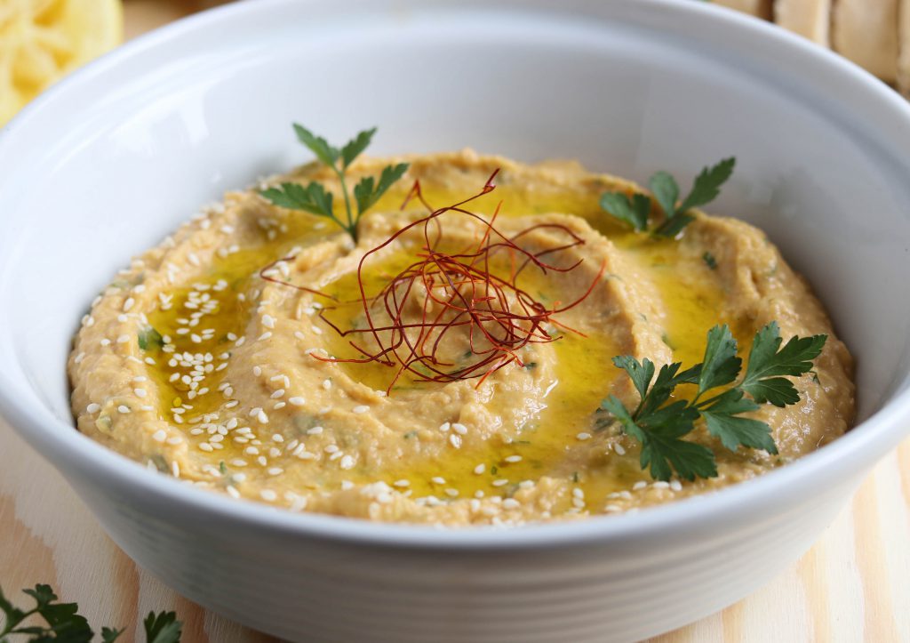 Hummus creamy and fullbodied flavoured Dailyvegan