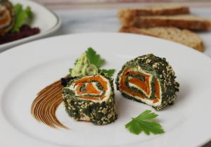 Salmon spinach roll with cream cheese