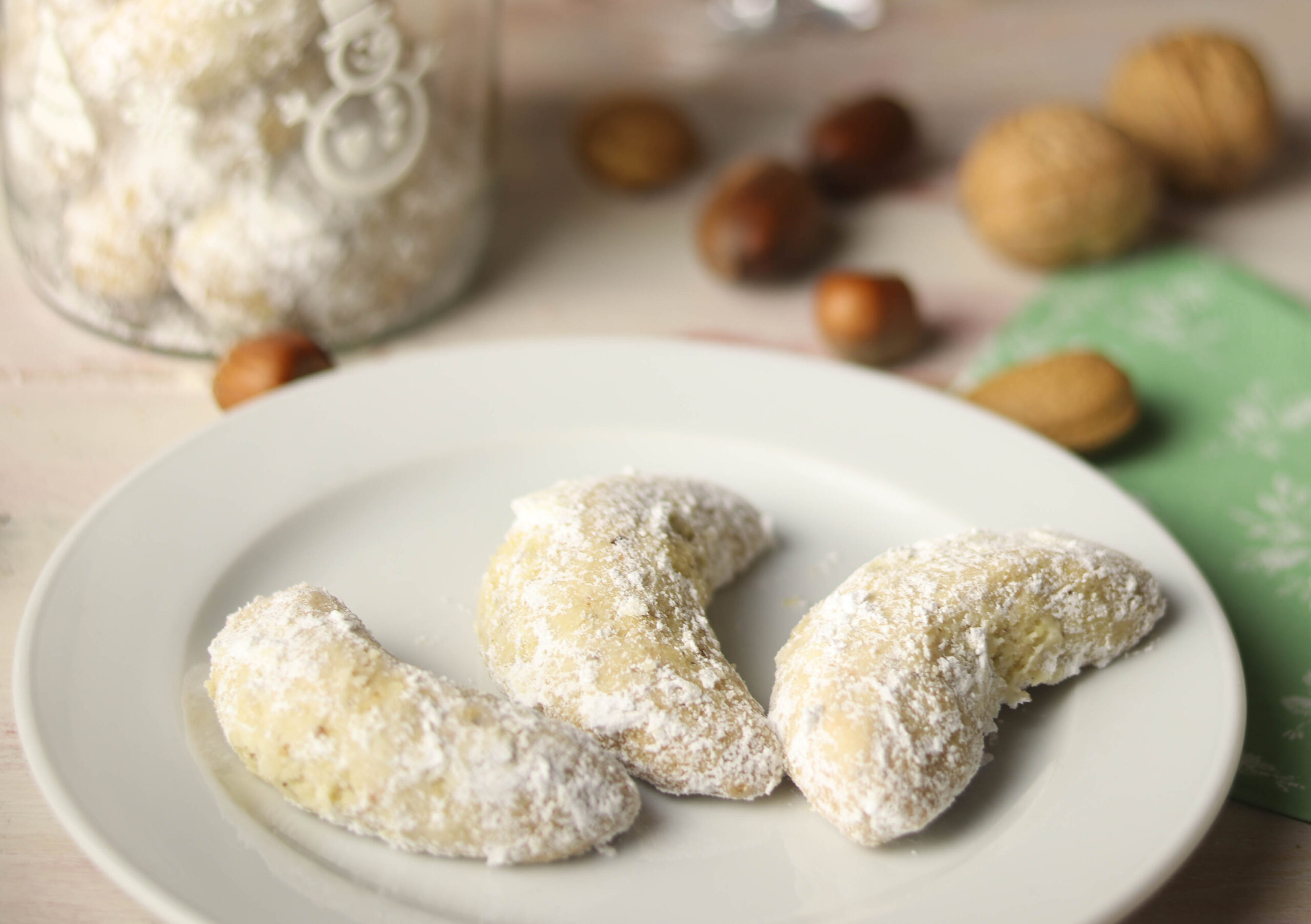 Vanilla crescents (Vanillekipferl), wonderful Christmas biscuits