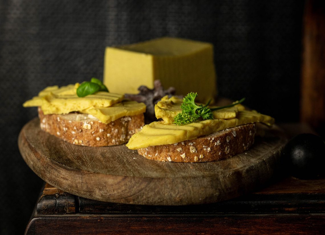 Moxshire Cheese – tangy vegan cheese