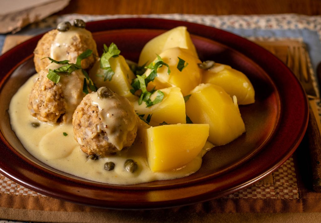Königsberger Klopse a traditional German dish Dailyvegan Königsberger Klopse a traditional German dish Dailyvegan