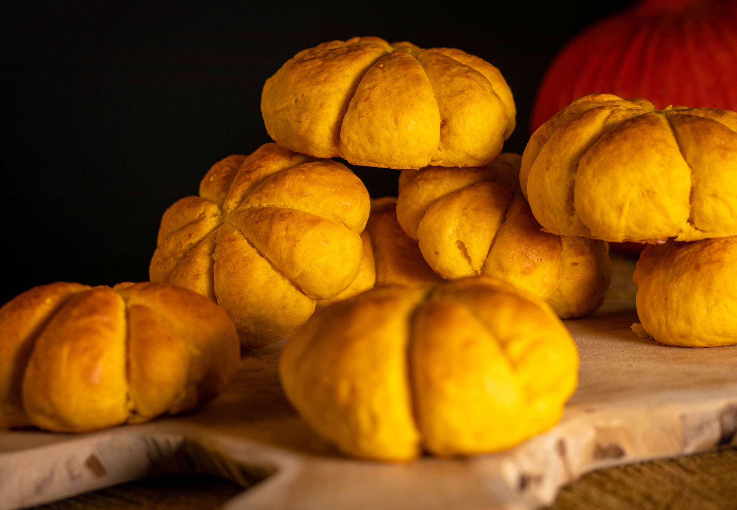 Pumpkin buns – soft pumpkin shaped burger buns