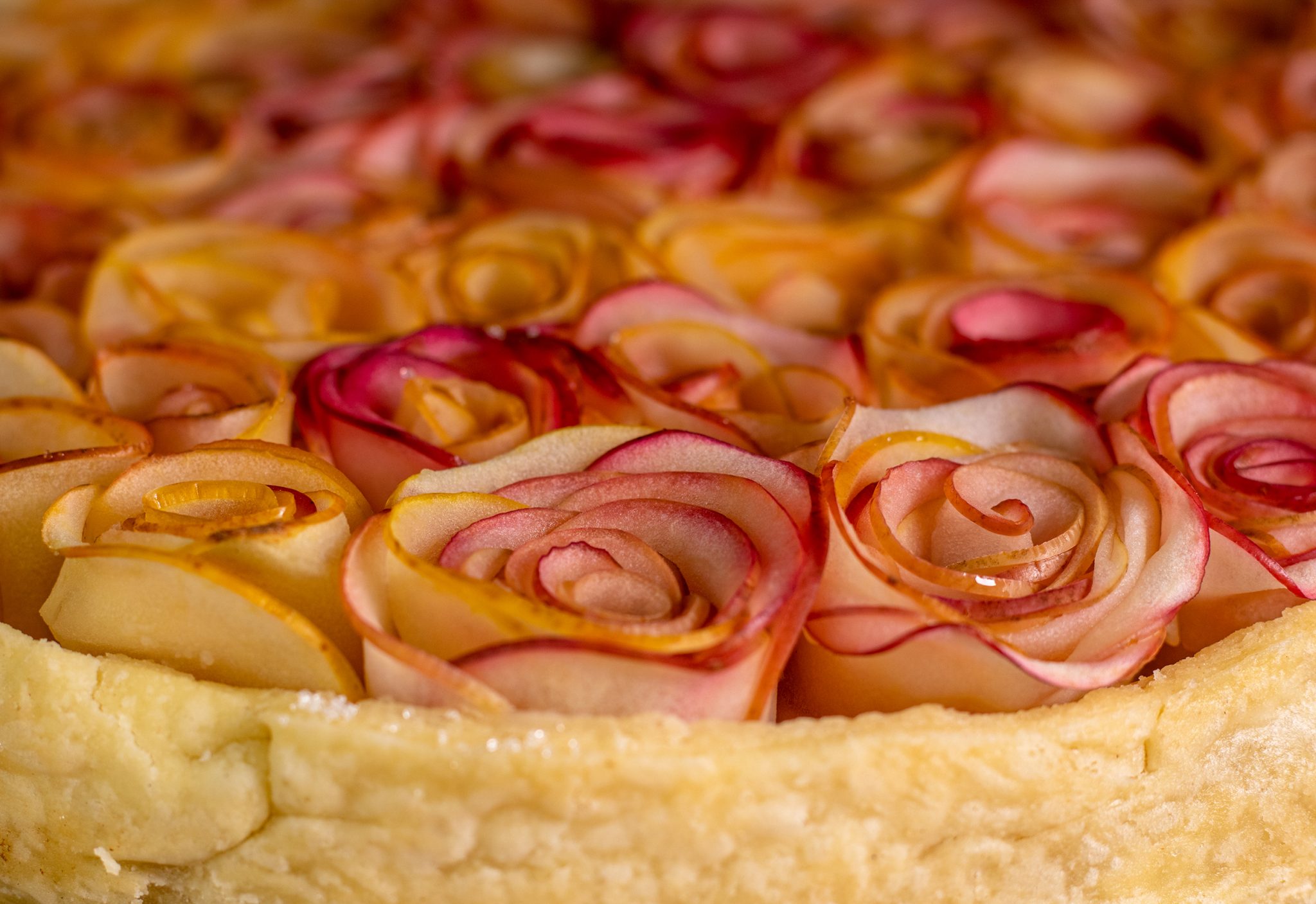 Apple rose tart with shortcrust pastry and marzipan custard filling